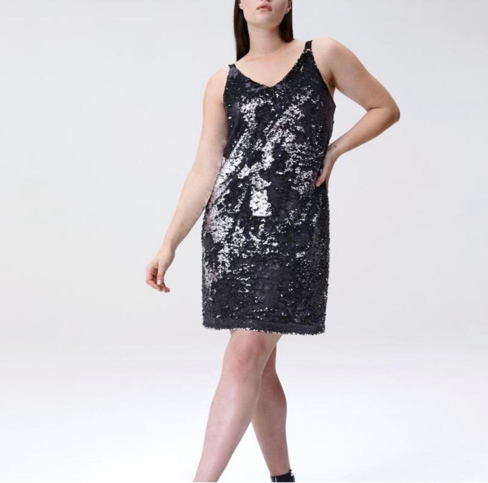 Universal Standard Wonder Sequin Slip Dress Silver Black Size M/18-20 Sparkly